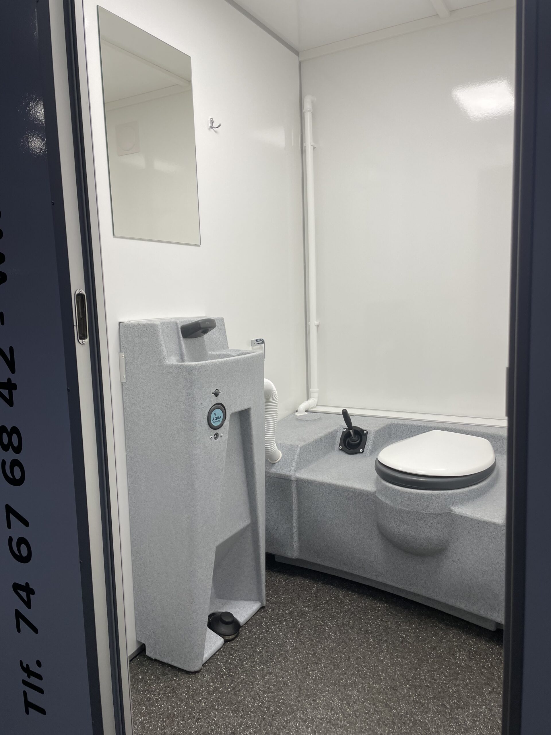 Toiletvogn med 2 toiletter & tank - Billede 6